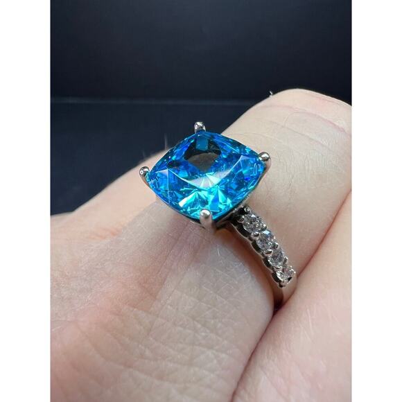 Aqua blue CZ sterling silver ring size 8 - Picture 11 of 16